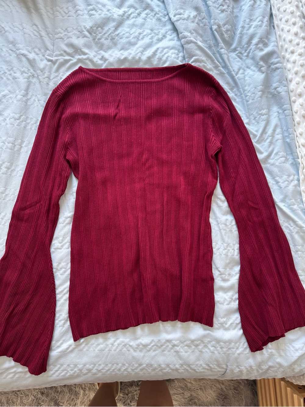 Women’s Ribbed Long-Sleeve Sweater in Deep Berry